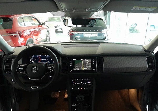 Skoda Kodiaq cena 209000 przebieg: 5, rok produkcji 2024 z Nałęczów małe 436